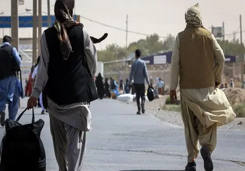 موج بازگشت افغان ها همچنان ادامه دارد
