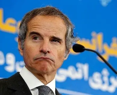 گروسی با تجاوز تروریستی آمریکا و اسرائیل به ایران همراه شد