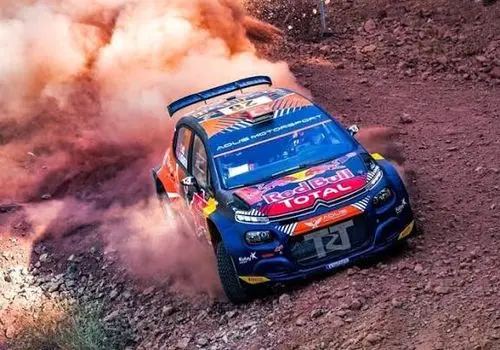 برای شرکت در مسابقات رالی از مراجع تقلید اجازه گرفتم + فیلم