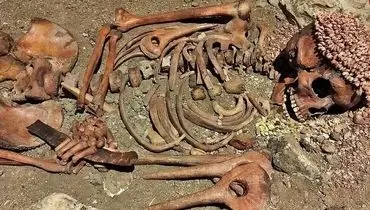 شاهزاده ۲۰۲۷ هزار ساله با تاجی از صدف در غار/عکس