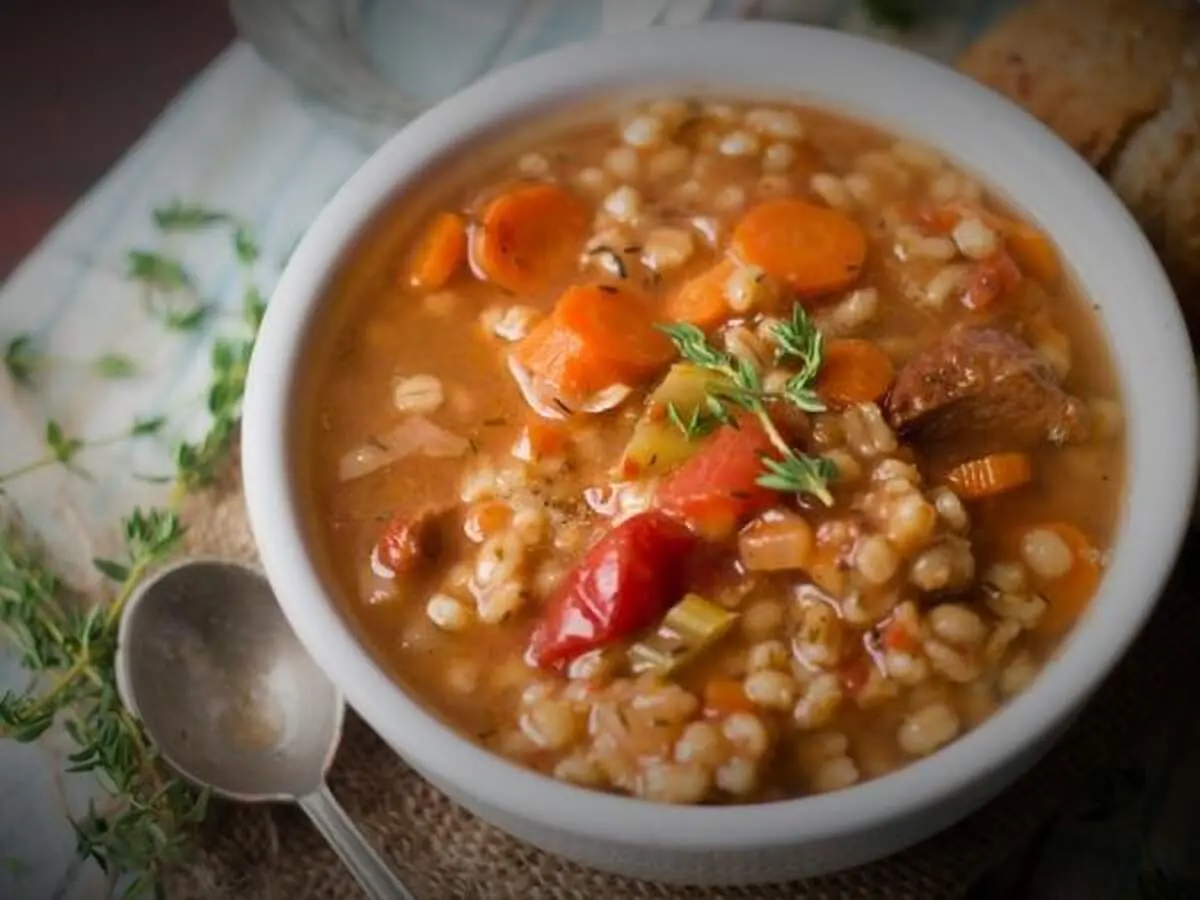 طرز تهیه سوپ جو  رستورانی خوشمزه