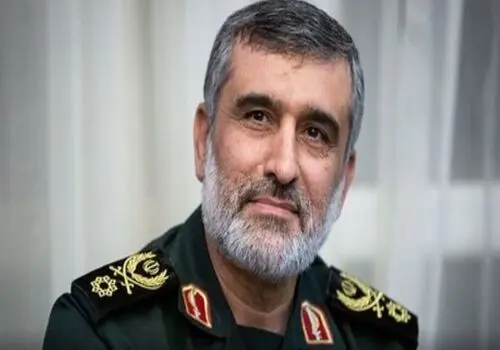 شهرداد روحانی: مادرم می‌گفت با «بلک‌کتس» کار نکن، بوی سیگار می‌گیری

