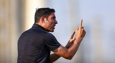 سرمربی پرسپولیس: از بازیکنان راضی‌ام و به دنبال فصل موفق هستیم