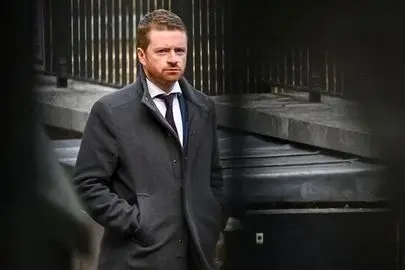 جنجال پرونده اپستین از دولت انگلیس هم قربانی گرفت
