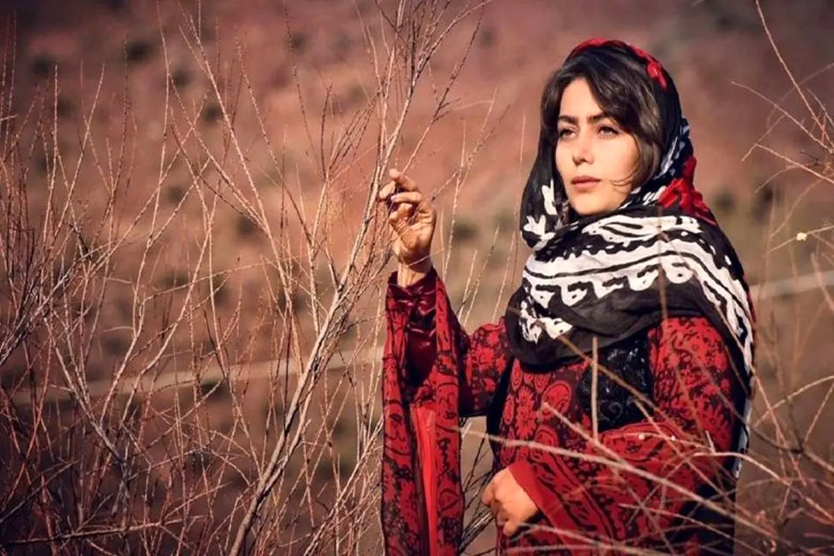 تیپ ورزشکاری هدیه بازوند روژان سریال نون خ