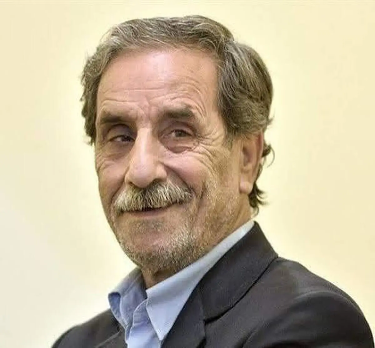 خاطره شنیدنی محمود بصیری از نقش سیگارفروش با لهجه قزوینی+فیلم