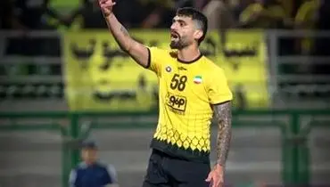 کتک‌کاری دو استقلالی با یک هوادار پرسپولیسی در فرودگاه