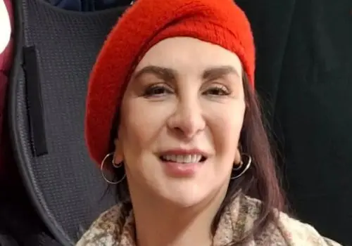 «افسانه بایگان» 31 ساله در حال قایق‌سواری با «رضا رویگری»؛ دهۀ 70