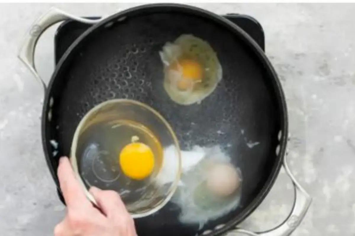 پخت تخم‌مرغ در گرمای اقلیم کردستان+فیلم
