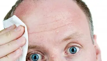 عرق سرد؛ از استرس تا بیماری‌های جدی، نشانه‌های کلیدی کدامند؟

