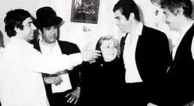 عکس‌های «مادر قیصر» که در ۸۳ سالگی درگذشت