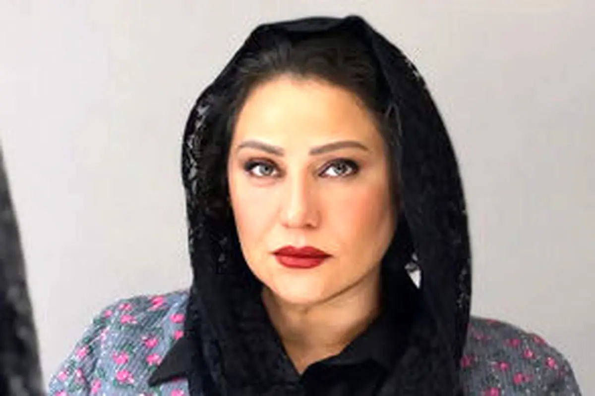 استایل سنتی شبنم مقدمی در کنسرت ناصر زینعلی/ویدیو 