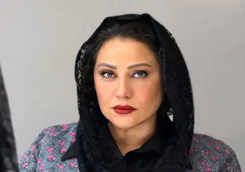 ژست‌ خاص شبنم مقدمی در این عکس‌ها جلب توجه کرد