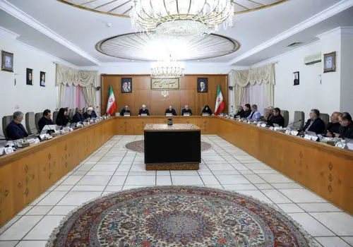 گفت‌وگوی تلفنی پزشکیان و شهباز شریف