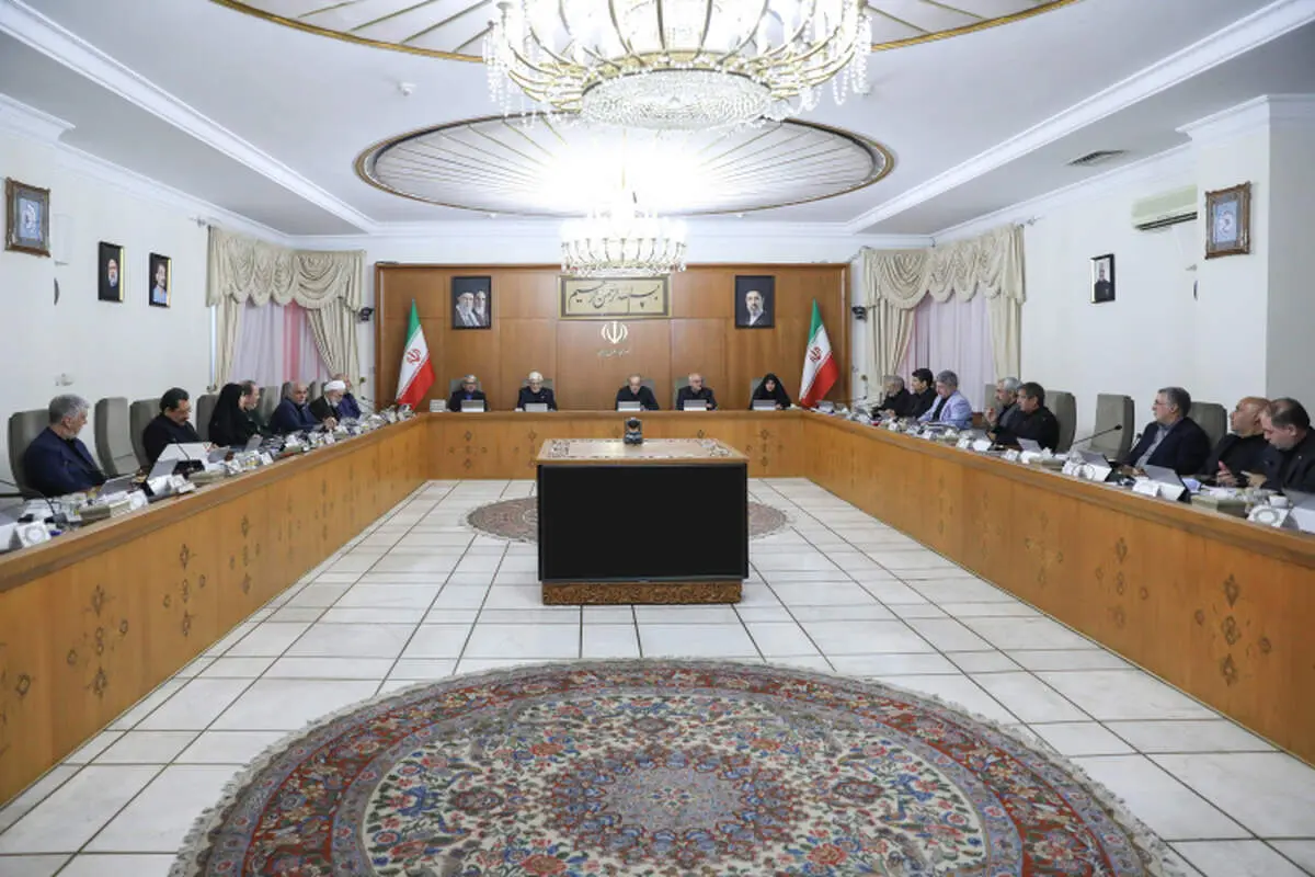 پزشکیان: این تشییع باشکوه موجب بهت و حیرت جهانیان شد