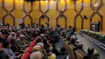 مخبر: حداقل حقوق ماهیانه بازنشستگان را به زودی به ۱۰ میلیون تومان نزدیک می کنیم
