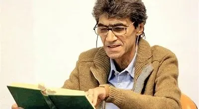 نقش ناصر تقوایی، مسعود کیمیایی، داریوش مهرجویی و علی حاتمی در ارتقای جایگاه سینما در دهه۵۰، از زبان مسعود فروتن در برنامه "ای کاش":+فیلم