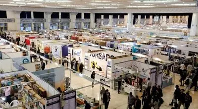 ثبت 600 هزار بازدید روزانه از نمایشگاه کتاب تهران/ مجموع فروش به ۴۲۴ میلیارد تومان رسید

