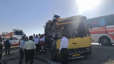 تصادف ‌اتوبوس حامل دانشجویان در جاده سمنان 
