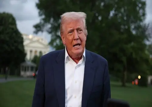 حمله طوفانی مهمان BBC به ترامپ درباره تغییر نام خلیج فارس + فیلم

