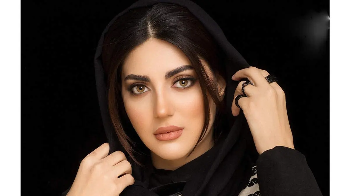 هلیا امامی باز هم با کیفی عجیب ظاهر شد!+ عکس