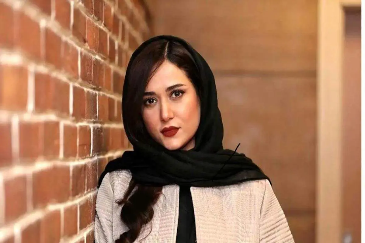 کودکی پریناز ایزدیار / تصویری شیرین که نشان می‌دهد ستاره سینما از همان ابتدا چهره‌ای دوست‌داشتنی داشت
