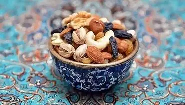 کاهش خطر ابتلا به ۱۷ سرطان با مصرف آجیل
