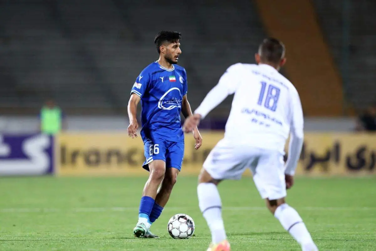  تبعات خروج از لیست استقلال؛ مدافع جوان در آستانه جدایی 