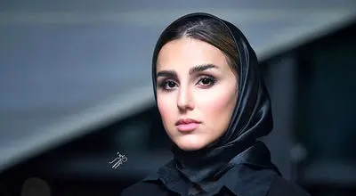 عکس‌ غیرمنتظره نگار نیکدل در یک خرابه!
