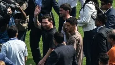 لیونل مسی در کثیف‌ترین رستوران هند!+ عکس 