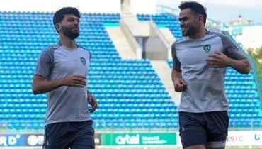 خوش آمدگویی ویژه از ستاره‌های استقلال و پرسپولیس در فرودگاه+ عکس