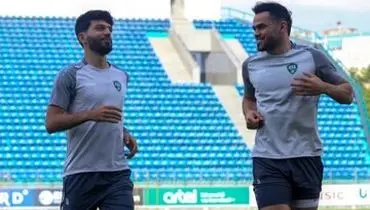 خوش آمدگویی ویژه از ستاره‌های استقلال و پرسپولیس در فرودگاه+ عکس