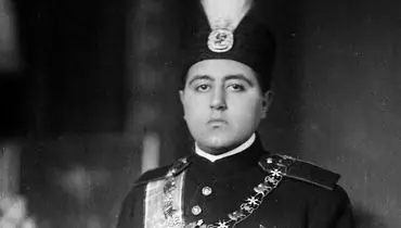 نفرین همسر احمدشاه به رضاخان؛ امیدوارم روزی را ببینم که سرت زنده و تنت مرده باشد...