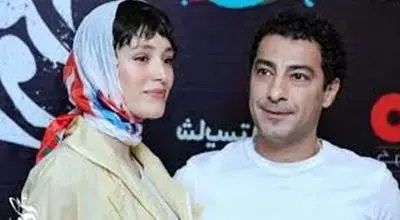 «فرشته حسینی» در کودکی و در آغوش مادرش؛ اواخر دهه 70