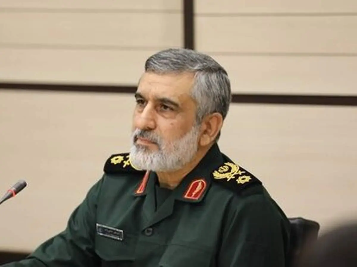 حضور سردار حاجی زاده در دیدار مسئولان نظام با رهبر انقلاب + عکس