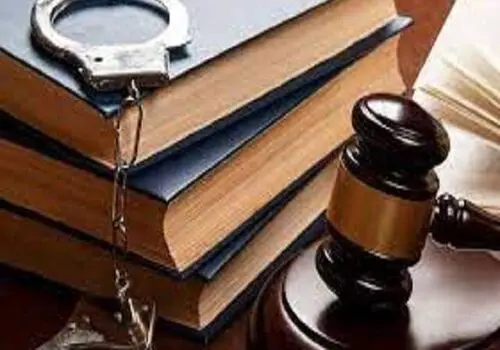 صدور اعلان قرمز برای یاسین رامین؛ ورود به پرونده فساد در فوتبال؛محکومیت وزیر سابق قطعی شد