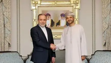 عراقچی: با همتای عمانی درباره مدیریت تنگه هرمز گفتگو کردم + عکس
