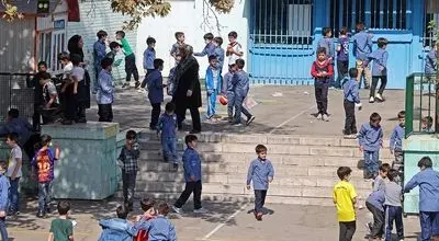 ساعت فعالیت مدارس این استان تغییری نمی‌کند