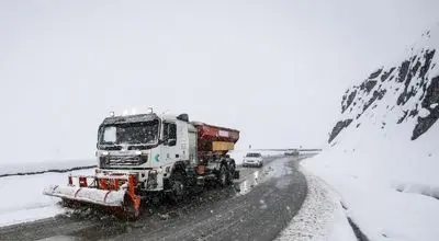 ممنوعیت تردد در این جاده ها به دلیل بارش برف