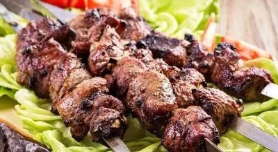 طرز تهیه کباب ترش گیلانی؛ طعم اصیل شمال در شب یلدا

