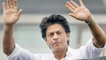 ستاره بالیوود در کنار اسطوره فوتبال جهان؛ دیدار صمیمانه مسی و شاهرخ خان در هند+عکس
