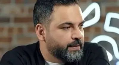 احسان علیخانی عاشقانه به استقبال زمستان رفت/ویدیو 