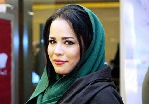 ملیکا شریفی نیا و عکسی از دوران کودکی