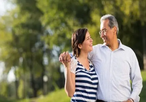 سفره عقد زیبا و شیک حسن یزدانی با همسر آذری زبانش