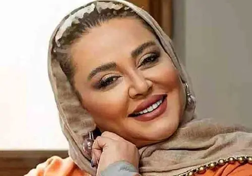 چهره بدون آرایش بهاره رهنما با تیپ مشکی دخترانه 