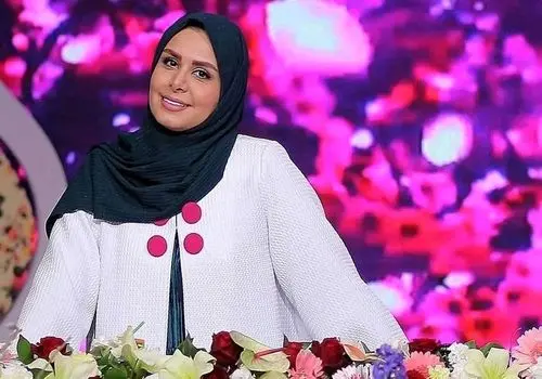 انتشار عکس جنجالی با لباس صورتی: «نجمه جودکی» خط قرمزهای مجری‌گری را کنار گذاشت!