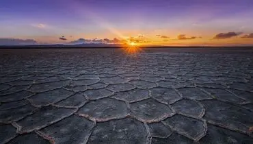 آینه کویر؛ وقتی دریاچه نمک، آسمان را به زمین می آورد+تصاویر 