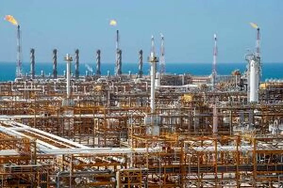 فرماندار عسلویه از مهار آتش‌سوزی در پارس جنوبی بدون خسارت جانی  خبر داد 