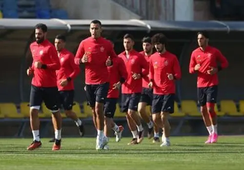 پیام ویژه سرمربی سابق پرسپولیس برای تولد کریم باقری+ عکس