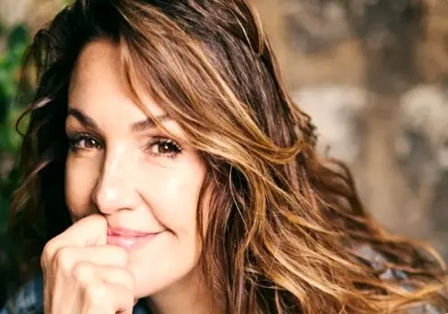 وداع با ستاره «ناوارو»؛ نادیا فارِس در ۵۷ سالگی درگذشت